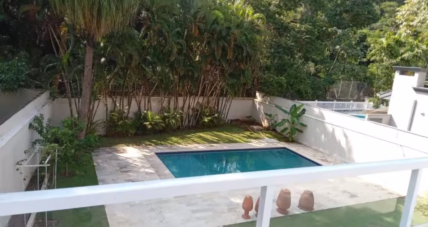 Casa a Venda em Alphaville - Barueri R$ 8.600.000,00