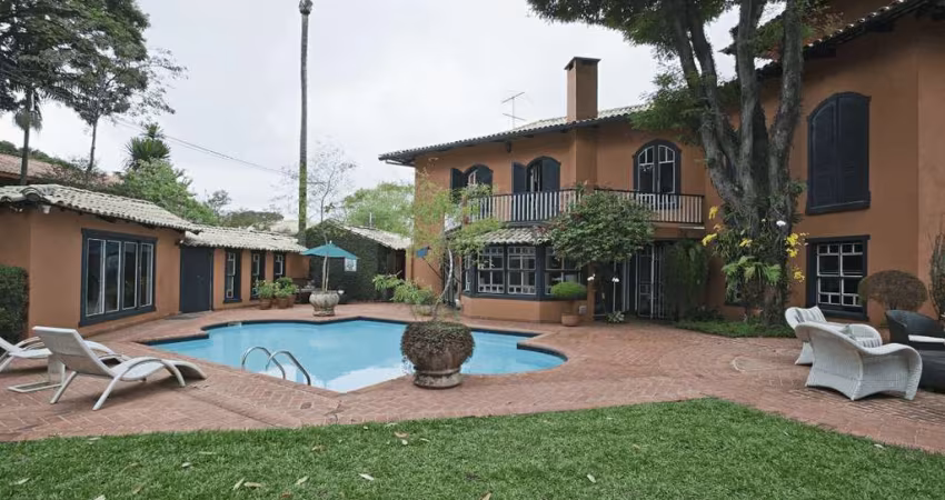 Casa à venda por R$ 10.000.000,00 em Alto de Pinheiros, São Paulo, SP