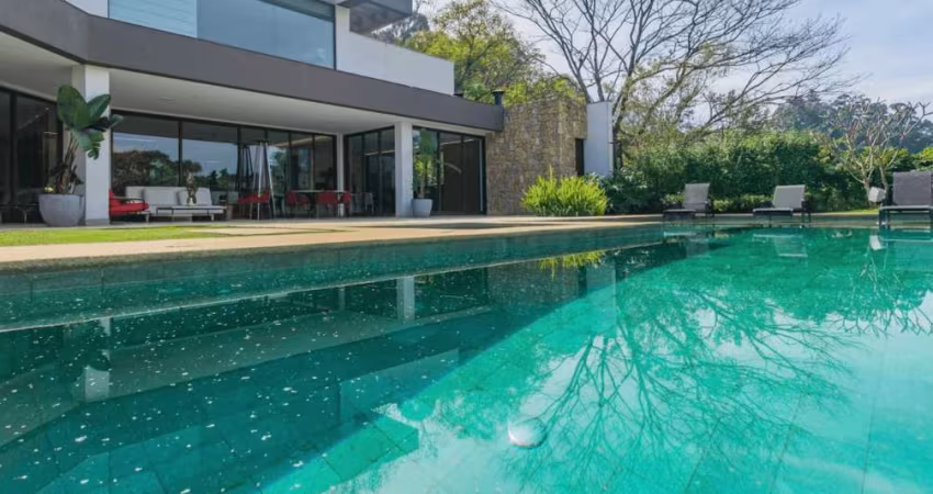 Casa à venda por R$ 13.000.000,00 em Alphaville, Barueri - SP