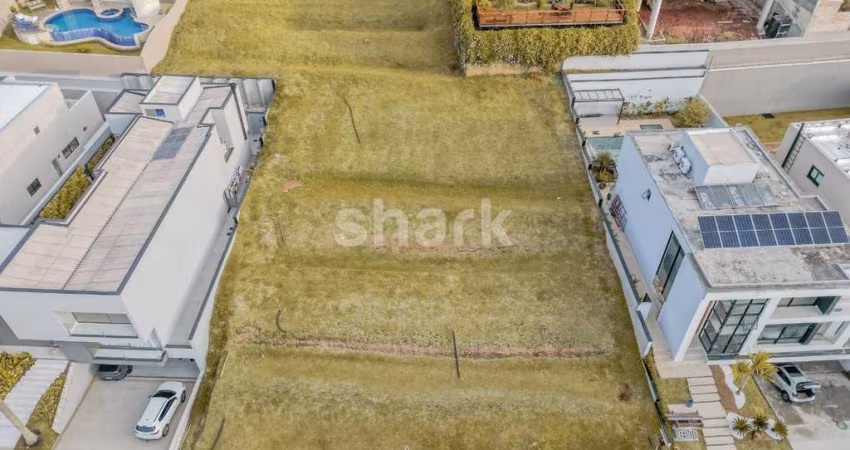 Terreno à venda por R$2.728.000,00 em Alphaville, Santana de Parnaíba-SP