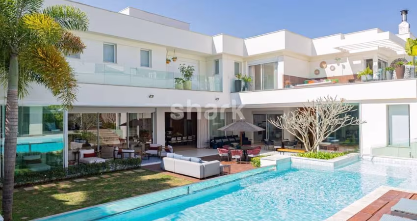 Casa para venda e locação em Alphaville, Barueri-SP