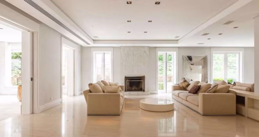 Casa à venda por R$ 16.000.000,00 no Cidade Jardim, São Paulo, SP