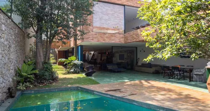 Casa à venda por R$ 15.000.000,00 no Jardim Paulista, São Paulo, SP