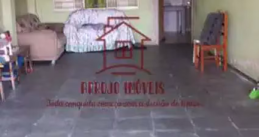 Sobrado para Venda em Santo André, Vila Luzita, 2 dormitórios, 1 banheiro, 3 vagas