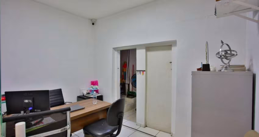 Casa Comercial no Jardim do Mar: 19 Salas, 3 Vagas, 288m² - São Bernardo do Campo-SP