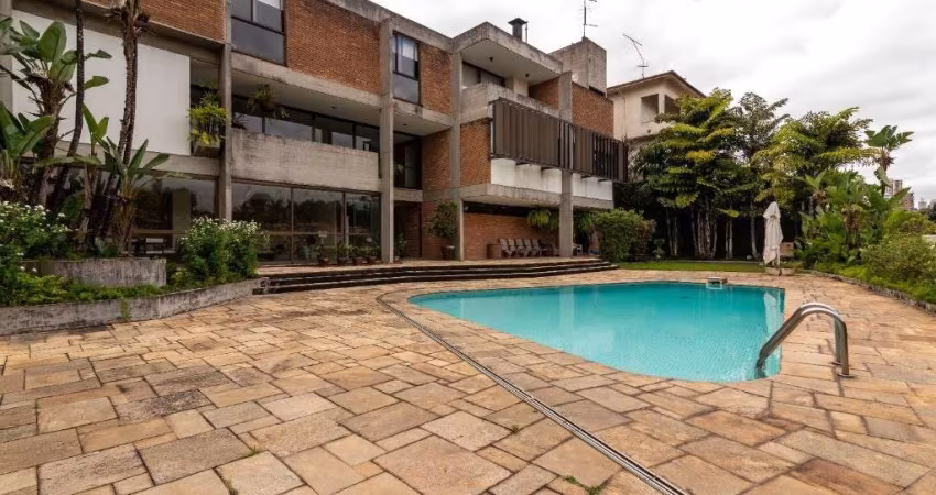 Alugar casa com 4 quartos em Pacaembu São Paulo SP