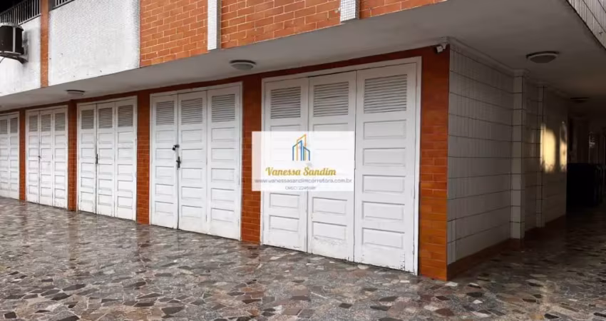 Apartamento na ponta da praia, 2 dormitórios, 2 banheiros, garagem fechada