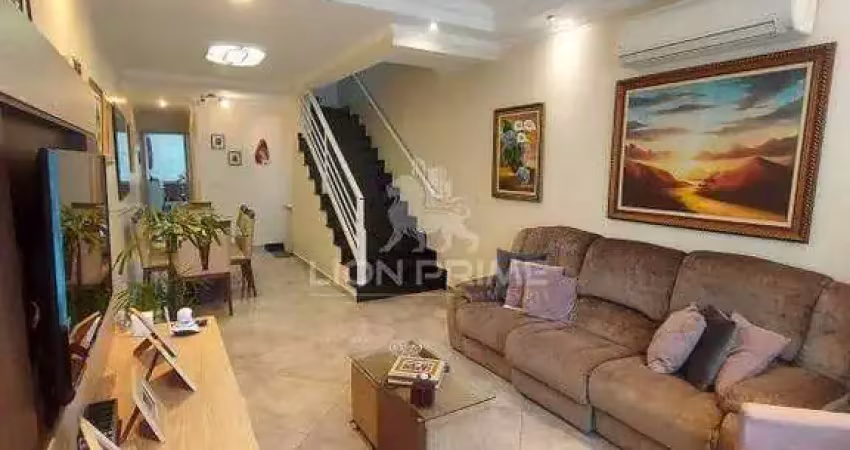 OPORTUNIDADE, Sobrado à venda de 4 quartos, 3 suítes no Bairro Aparecida