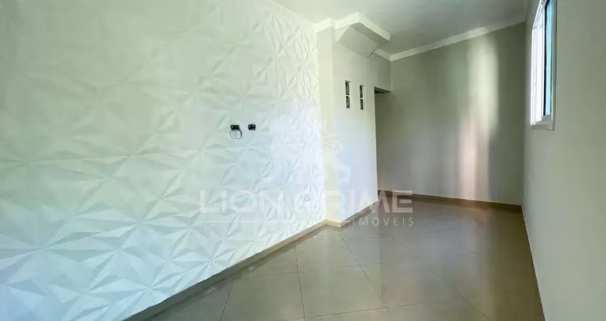 OPORTUNIDADE, Sobreposta Baixa à venda de 2 quartos, no Bairro Areia Branca