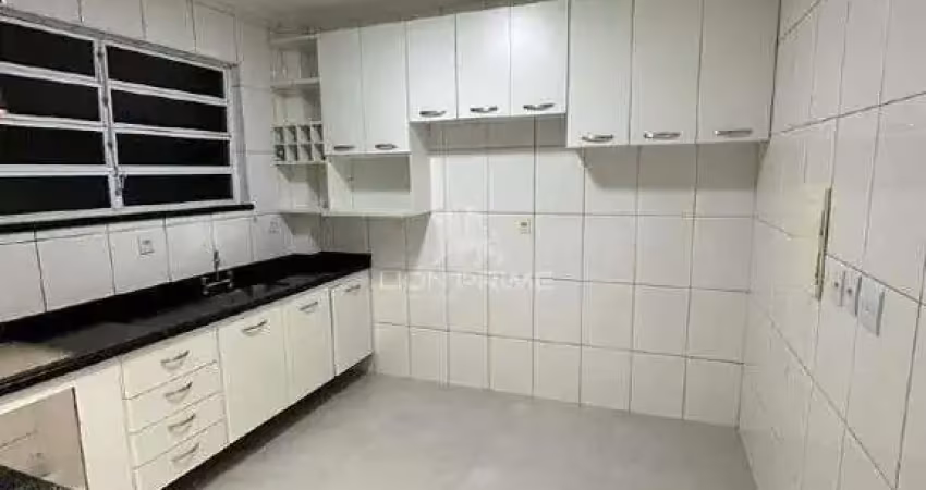 Oportunidade, sobrado à venda de 3 quartos, 1 suíte no bairro aparecida