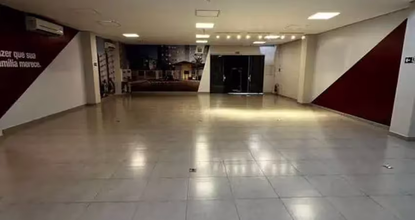 Aluga-se loja na aviação com vagas de estacionamento com 430 m2
