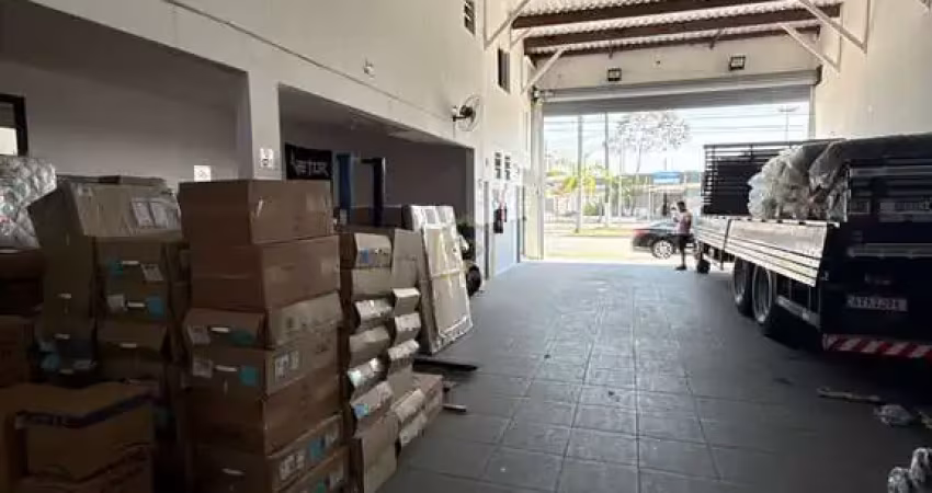 Venda ou locação galpão reformado no boqueirão com 302 m2