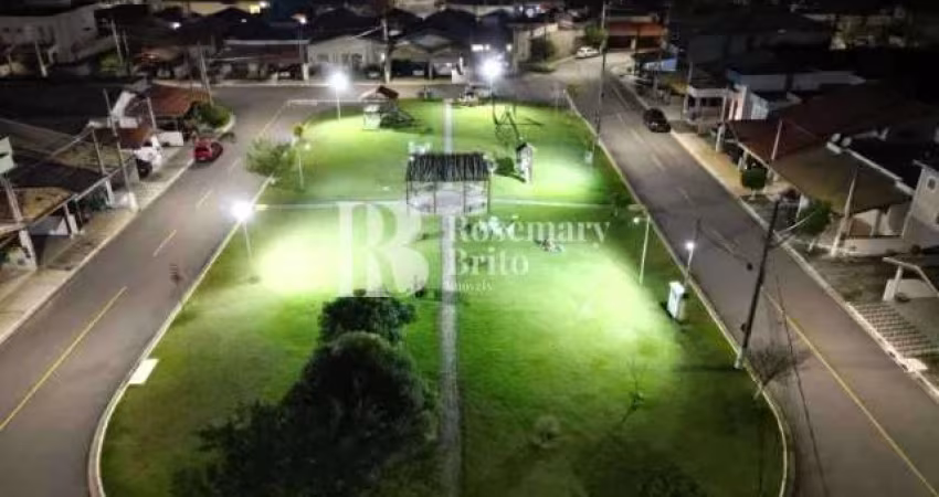 Casa de Condomínio com 2 quartos, Condomínio São José, Taubaté - R$ 435 mil, Cod: 1436