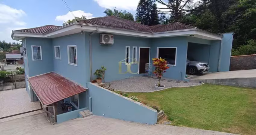 Casa com 6 quartos à venda no João Costa, Joinville 