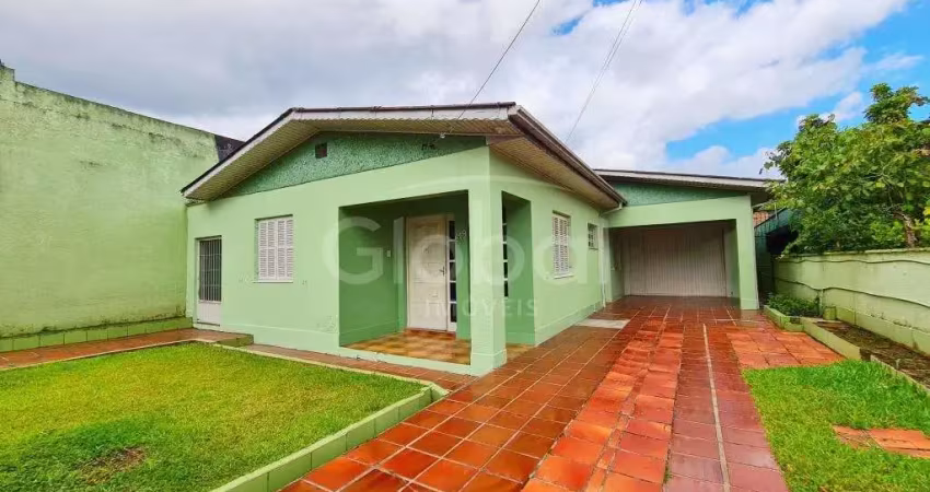 Casa com 3 quartos para alugar no Centro, Sapiranga 