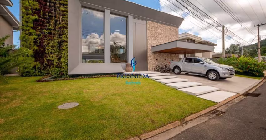 Casa (Casa Padrão) para Venda, 6 suite(s), 4 vaga(s), 677 m²