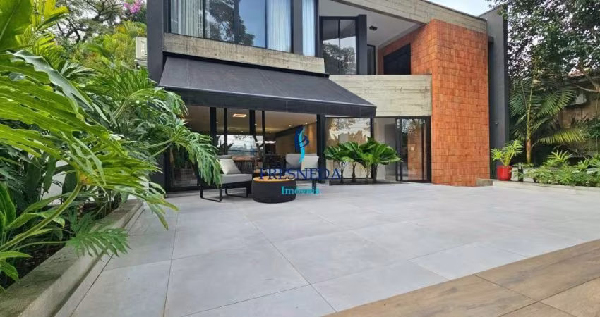 Casa (Casa Padrão) para Venda, 3 suite(s), 3 vaga(s), 408 m²