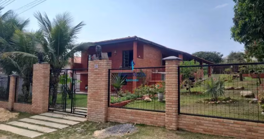 CHÁCARA EM CONDOMINIO FECHADO * HARAS PAVÃO * AO LADO DA RODOVIA * PISCINA