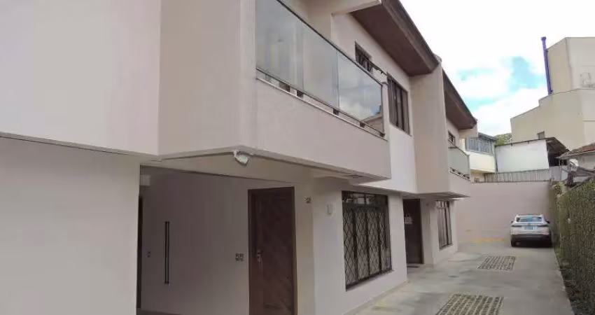 Casa em condomínio fechado com 3 quartos à venda na Rua Paraguassu, 501, Alto da Glória, Curitiba