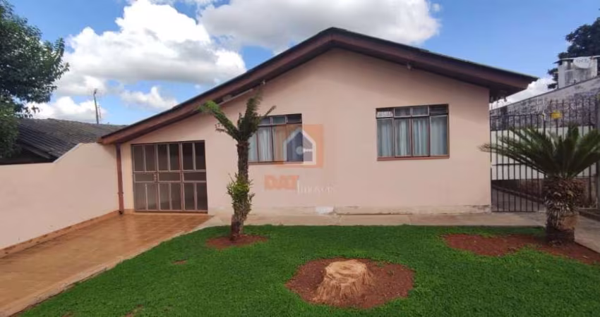 Casa à venda no bairro Neves