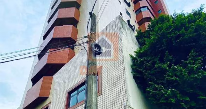 Apartamento à venda no Centro