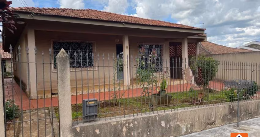 Casa à venda em Estrela