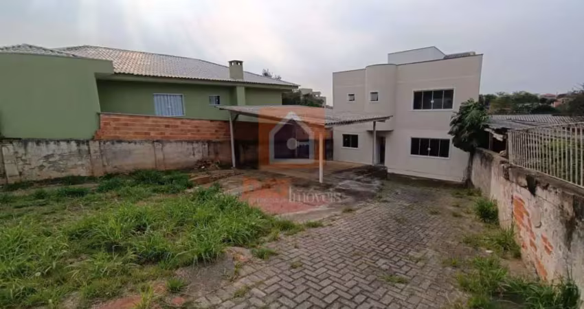 Sobrado à venda no bairro Nova Rússia