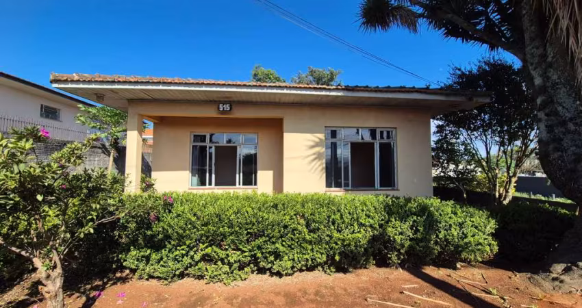 Casa à Venda em Uvaranas