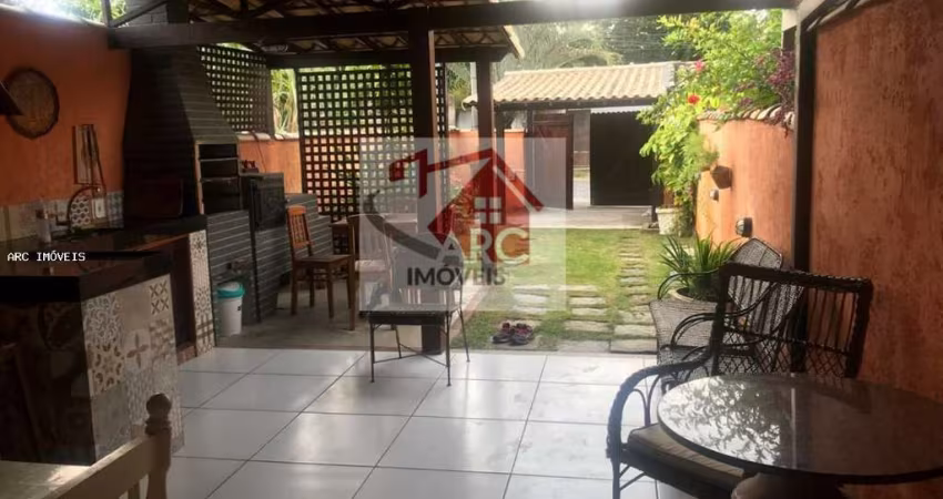 Casa para Venda em Rio de Janeiro, Manguinhos, 2 dormitórios, 2 banheiros, 2 vagas