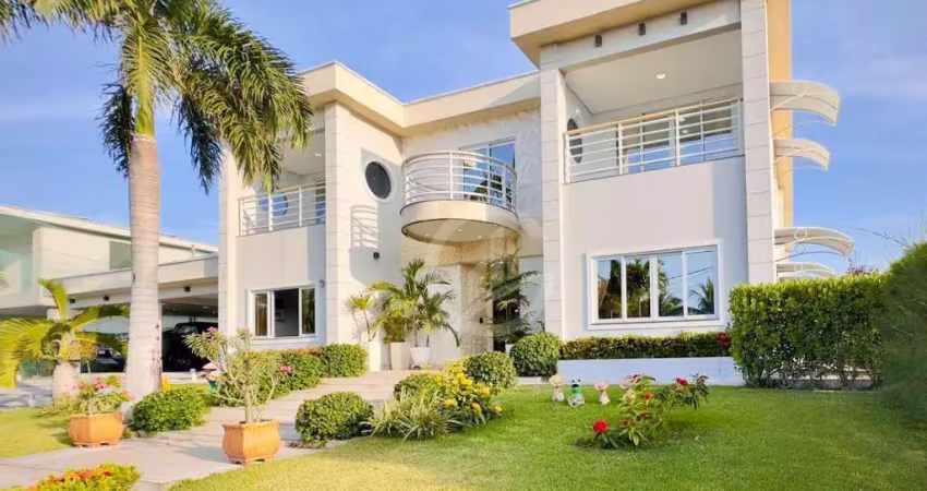 Belíssima residência em 02 lotes, na parte alta do condomínio alphaville fortaleza.