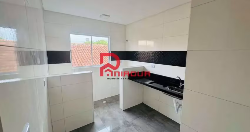Casa de condomínio com 2 quartos, caiçara, praia grande, cod: 7131