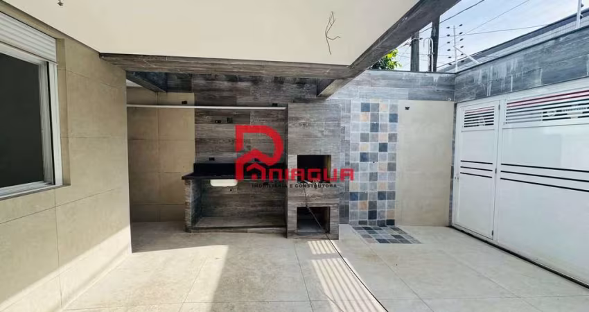 Casa com 3 quartos, Guilhermina, Praia Grande - R$ 750 mil, Cod: 7172