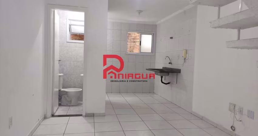 Sobrado de Condomínio com 2 quartos, Canto do Forte, Praia Grande - R$ 400 mil, Cod: 5324