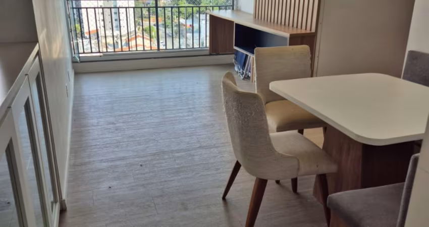 Lindo apartamento com os planejados ao lado do metrô Vila Matilde.