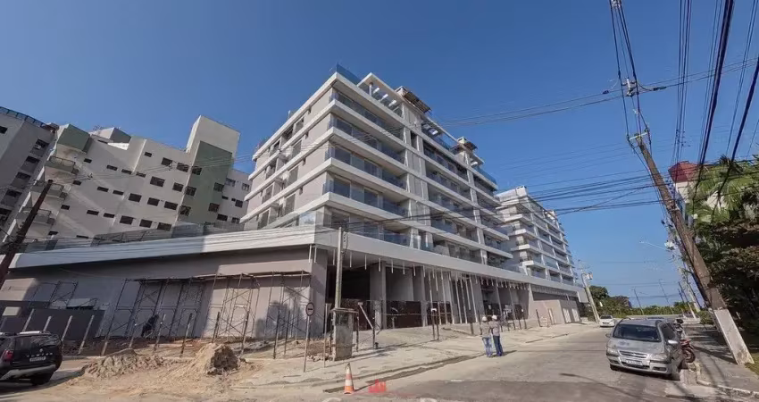 Cobertura duplex NOVA com 04 quartos em Caiobá.