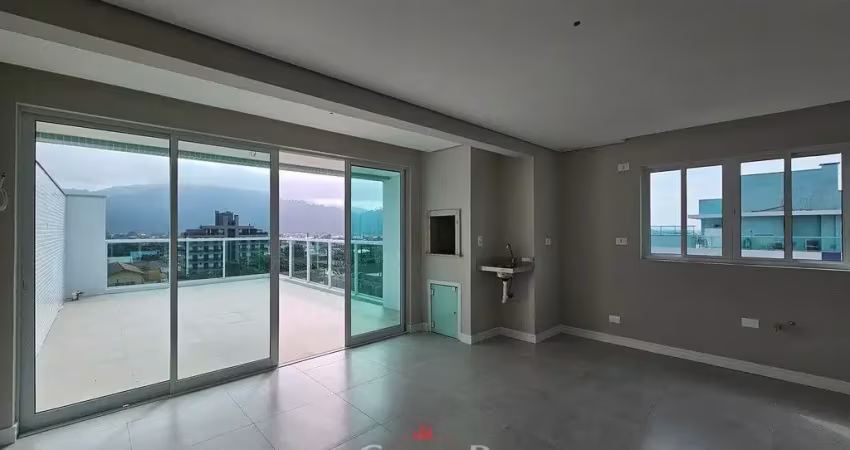 Cobertura duplex NOVA com 03 quartos em Caiobá