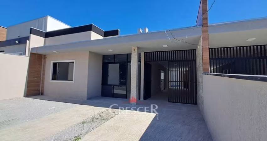 Casa com 03 quartos a venda em Pontal do Paraná