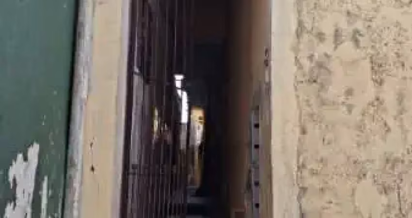 Casa com 1 quarto para alugar na Rua Xenófades, 131, Vila Nova Curuçá, São Paulo