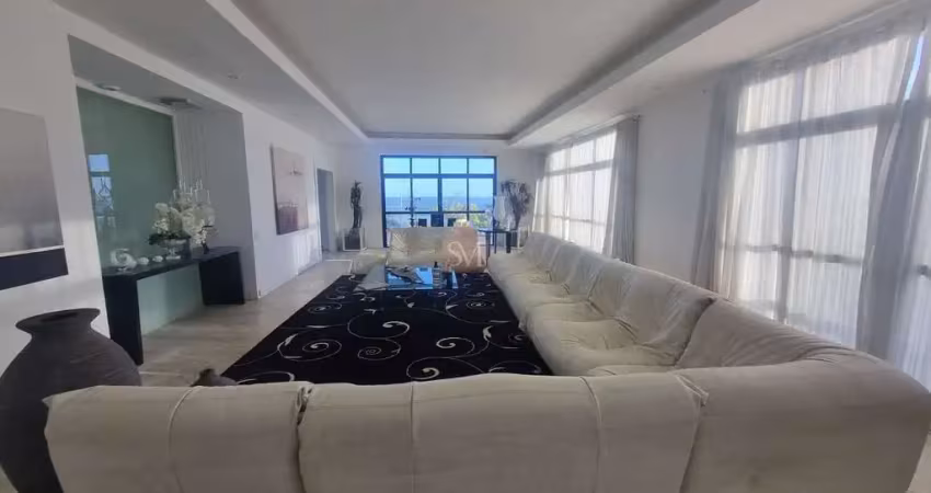 Cobertura triplex na barra da tijuca: 4 quartos, 4 suítes, 3 salas, 8 banheiros, 4 vagas - 1.000 m² de luxo e conforto na praia!
