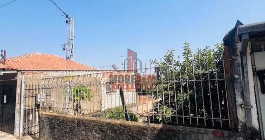Terreno de 380m2 na Paulista com casas antigas