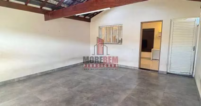 Casa 2 dorms, com garagem coberta e área gourmet. ótima localização.