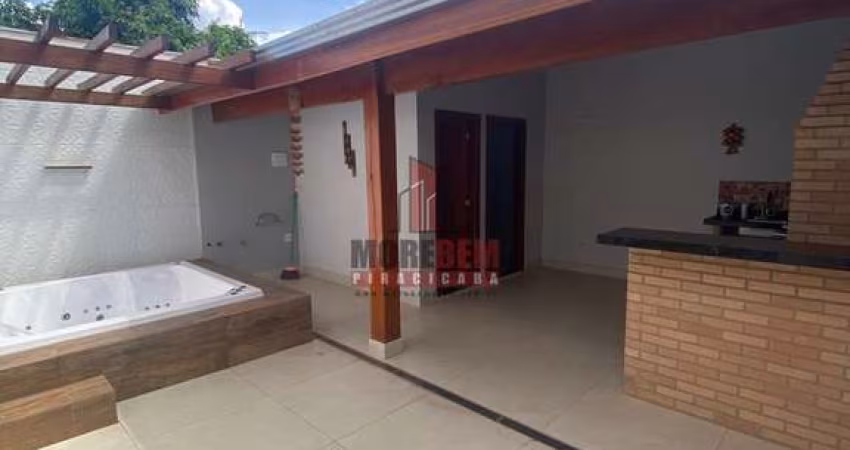 Linda casa com Jacuzzi e área gourmet