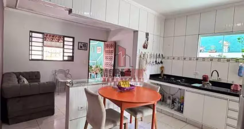 Casa com 2 dorms, 2 vagas, 95m2, a venda no jardim sol nascente.