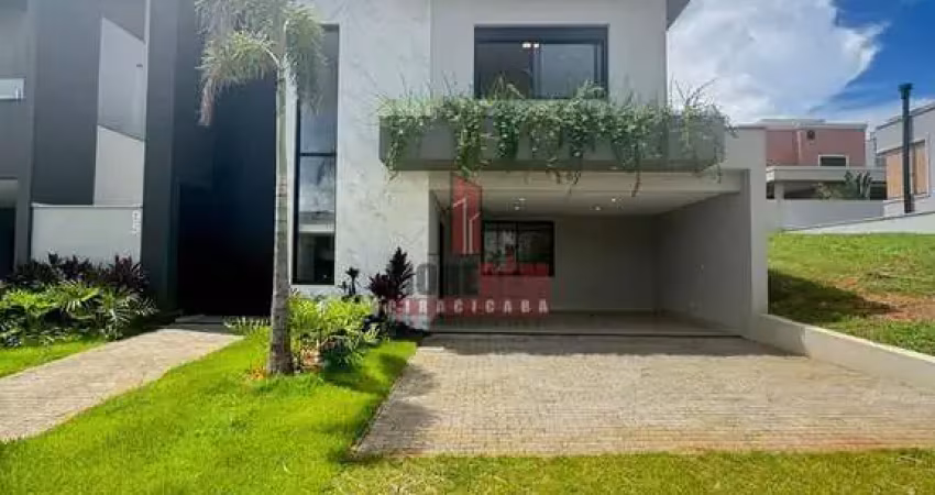 Casa a Venda com 3 suítes, escritório e 5 banheiros