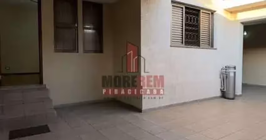 Linda casa á venda no bairro algodoal terreno de 250m² 3 quartos e 2 banheiros