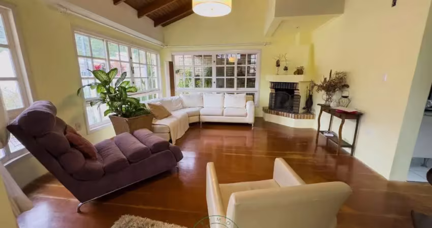 Casa 3 dormitórios 2 suítes master 1demi-suíte - ressacada - itajaí