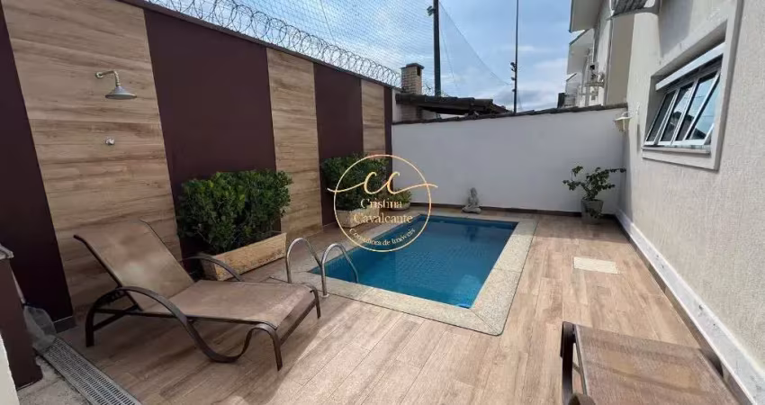 Casa triplex de luxo à venda no recreio dos bandeirantes, rio de janeiro - 4 quartos, 3 suítes, 160m², 3 vagas, piscina e área gourmet.