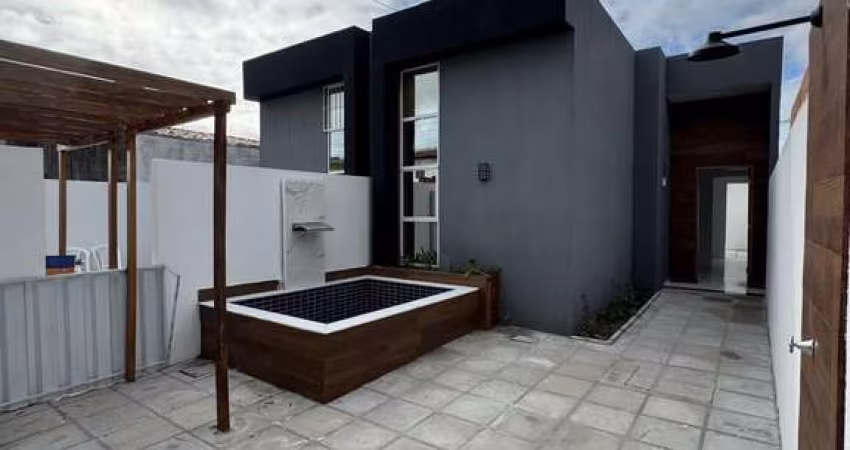 Bela casa com piscina em Valentina!!