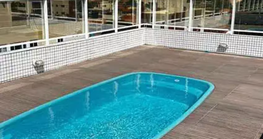 Belo Apartamento em Excelente Localização no Bessa!!
