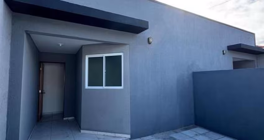 Bela casa em excelente localização em Valentina!!